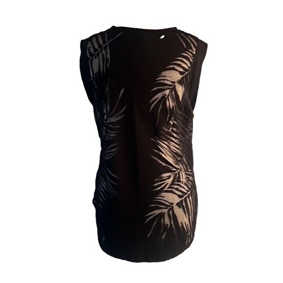 Women’s Massimo, sheer sleeveless - Picture 2 of 4